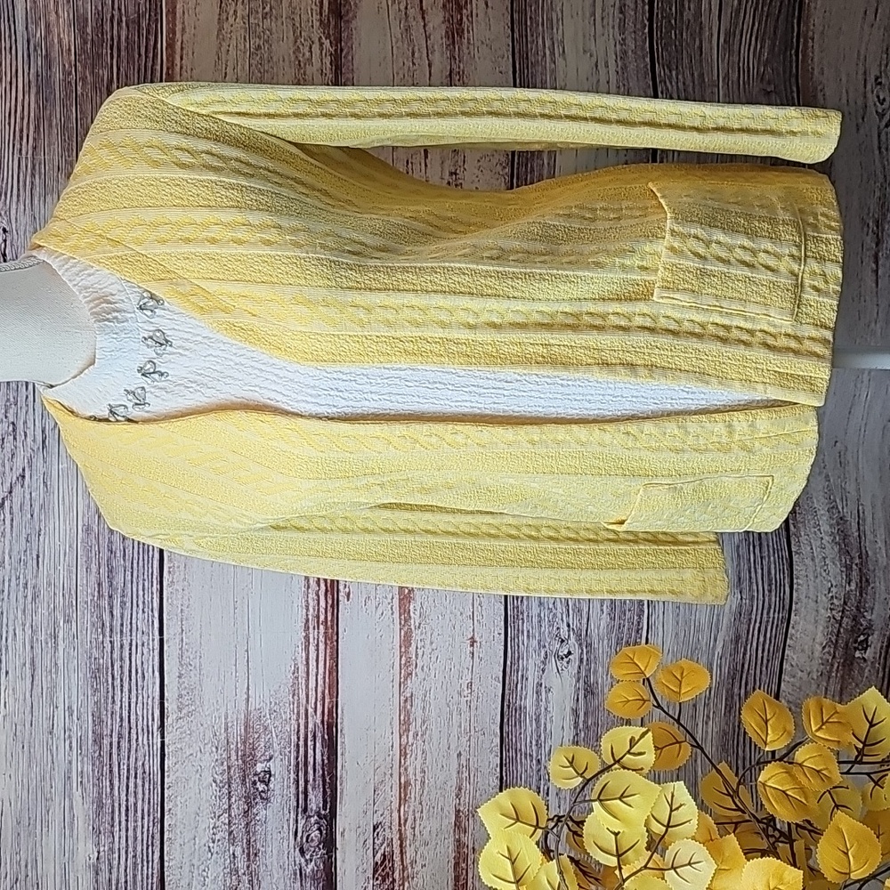 NEW HANDMADE YELLOW TEXTURED LONG SLEEVE OPEN FRONT CARDIGAN SWEATER